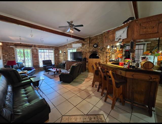 3 BEDROOM HOUSE FOR SALE IN SASOLBURG EXT 4